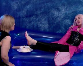 Hot Foot Fetish Video Relax of Lesbian Girls, FemDom Lesbi Foot Domination 4k Video, Feet and Food