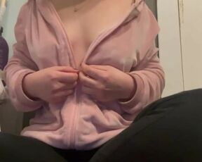 TITTY DROP 21F