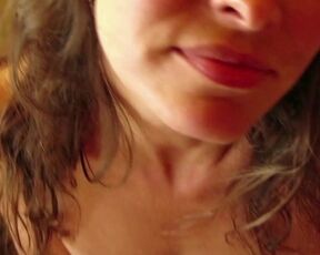 Erotic video of Erospiration and her natural beauty