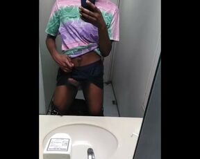 BACK AT IT! RISKY BATHROOM BLACK COCK PLAY! SWAG!